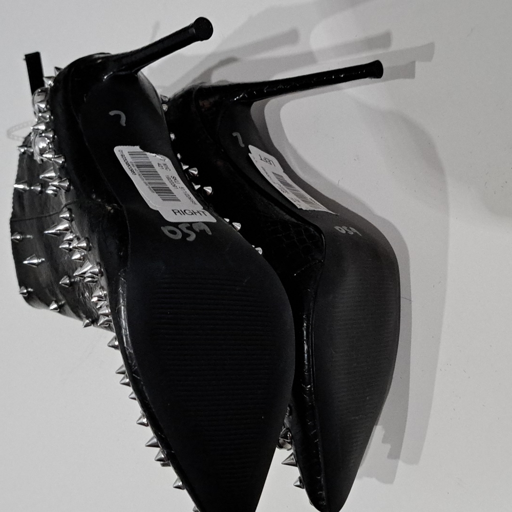 Steve Madden Viceroy Stiletto Heeled Ankle Boot - Picture 6 of 6